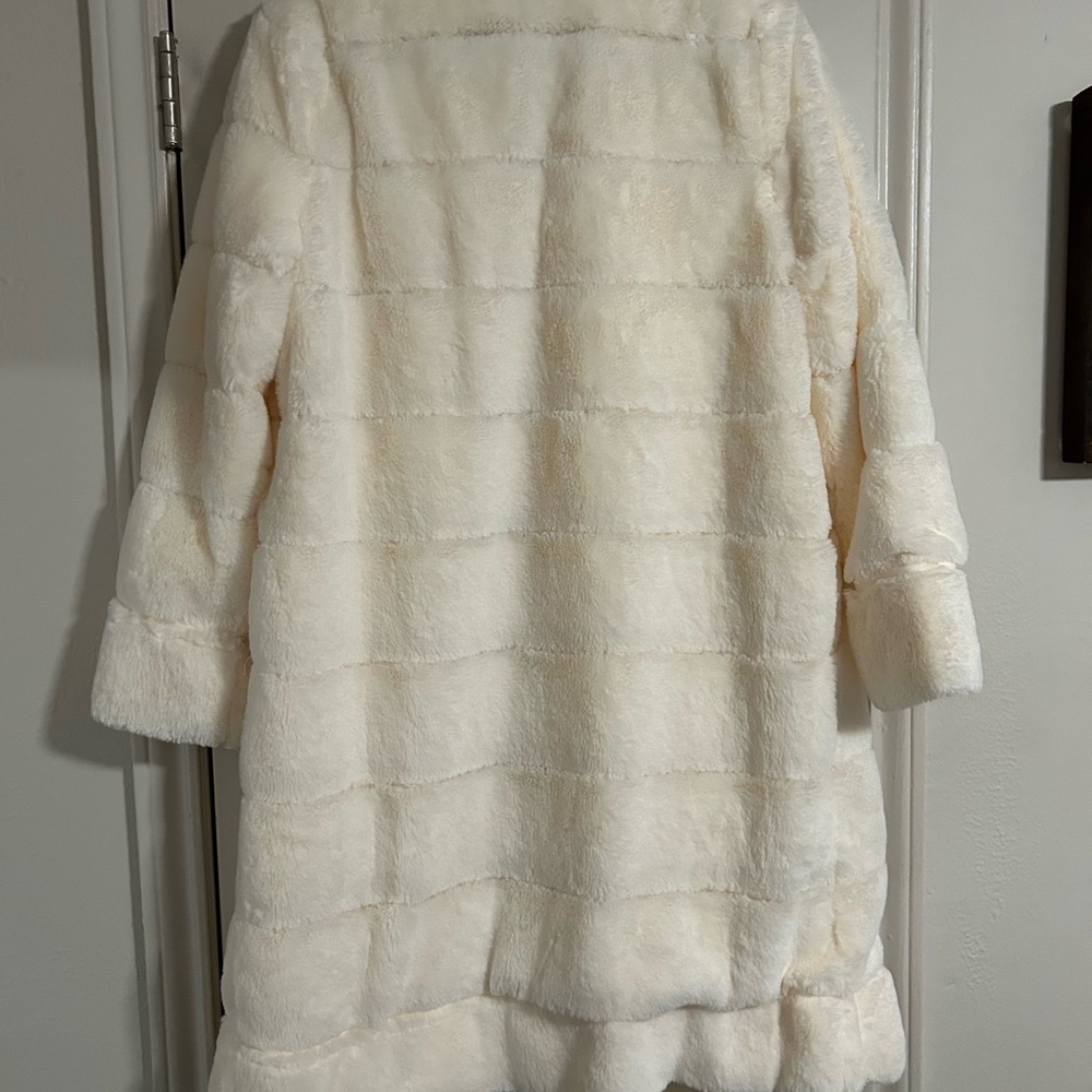 Pink Lily Cream Teddy Coat - Picture 4 of 4